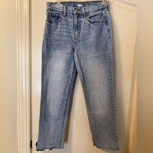 Old Navy Boyfriend Jeans in Size 4 Petite.